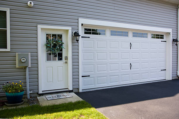 24/7 Emergency Garage Door Roller Replacement experts in Hagan, GA